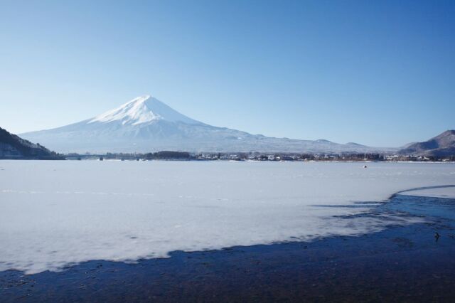 明けましておめでとうございます。
本年もおいしい「富士山の天然水」を富士河口湖工場で生産し、ウォーターサーバーで各地域へお届けしてまいります。
どうぞよろしくお願い申し上げます。

#ウォーターサーバー #富士山の天然水 #マーキュロップ #天然水サーバー